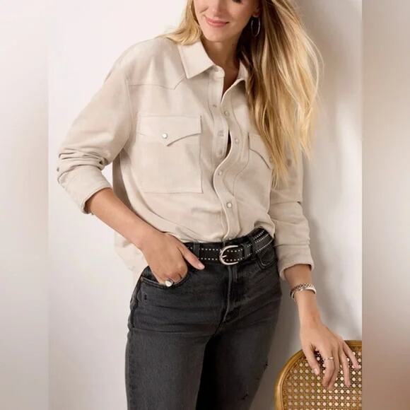 Evereve Tops - Evereve Arli Faux Suede Pearl Snap Front Shirt Minimal Western